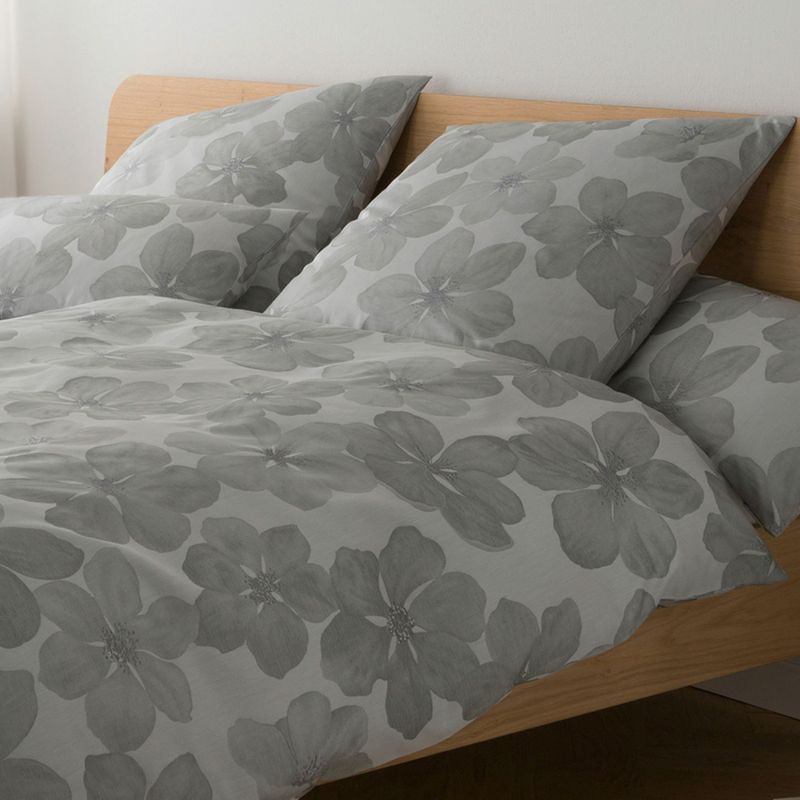 GENEROUS Silver Grey