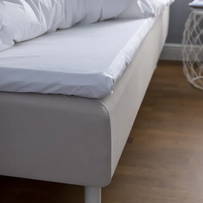 Hovedbilde BELMONDO Beige kantbeskytter